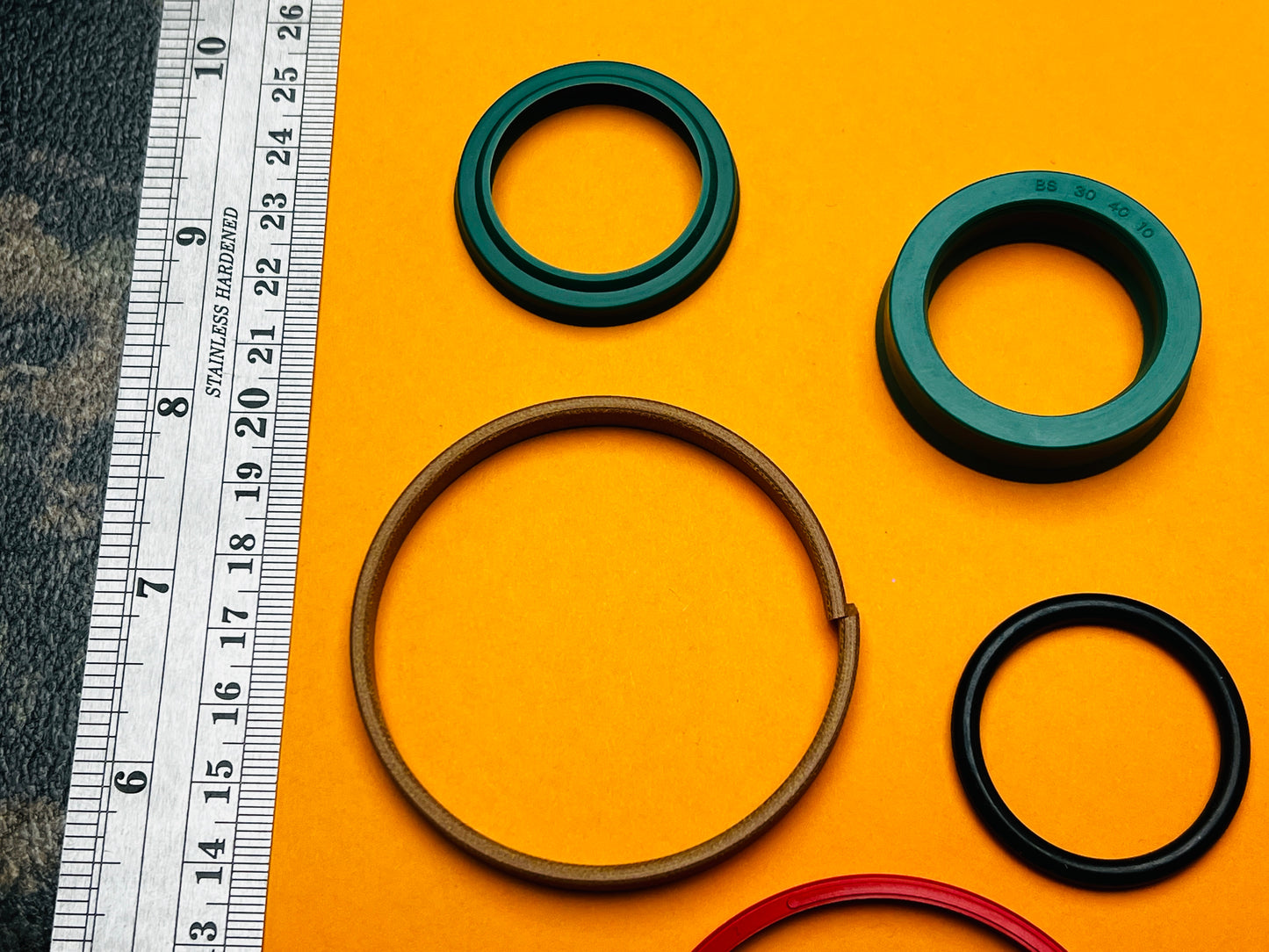 *Hydraulic Cylinder Rebuild Seal Kit Fits Kubota 7J612-64400 fits 7J612-64013 BX